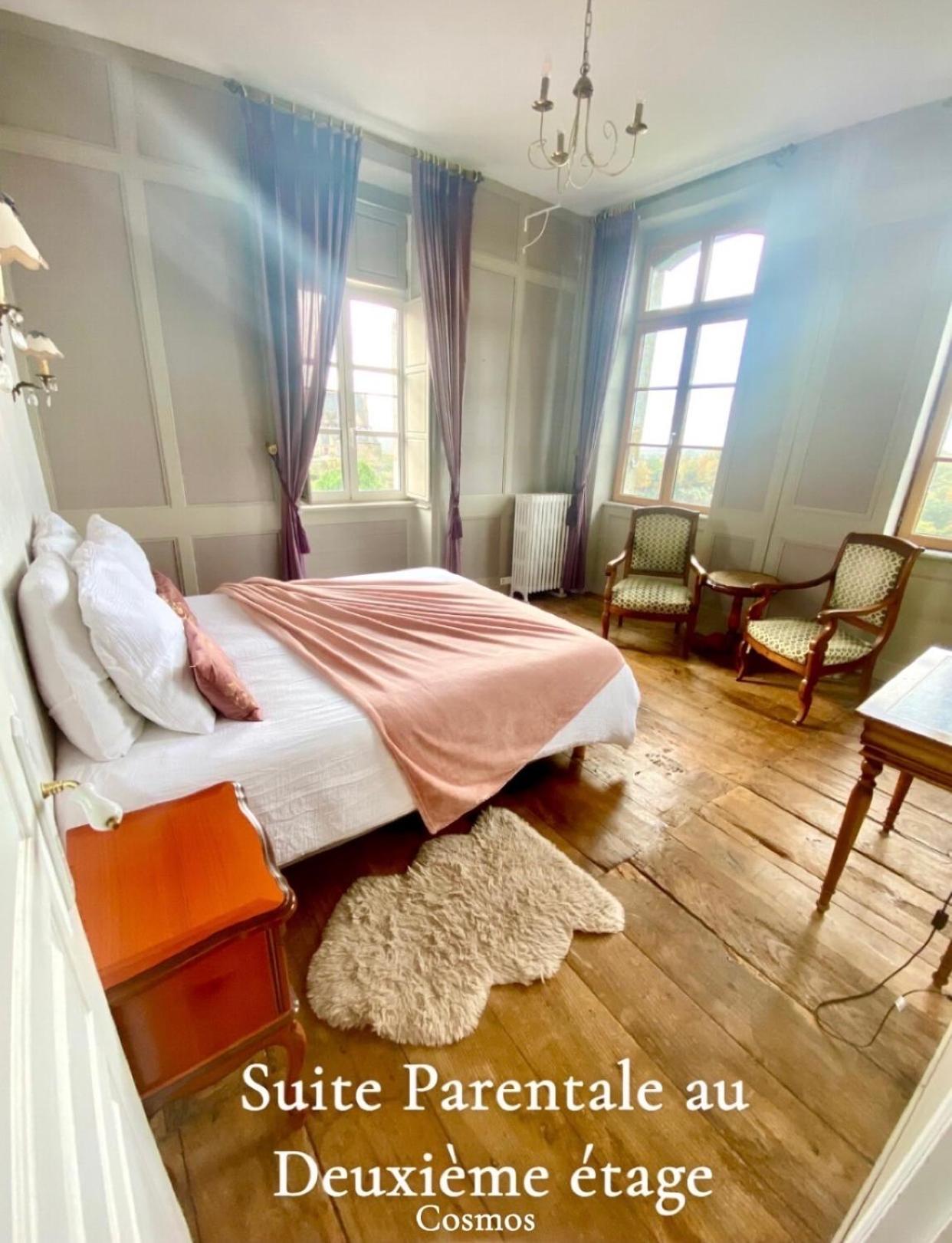 Mercier De Montigny - Les Chambres Du Beffroi - Spa Et Massage Fougères Exterior foto